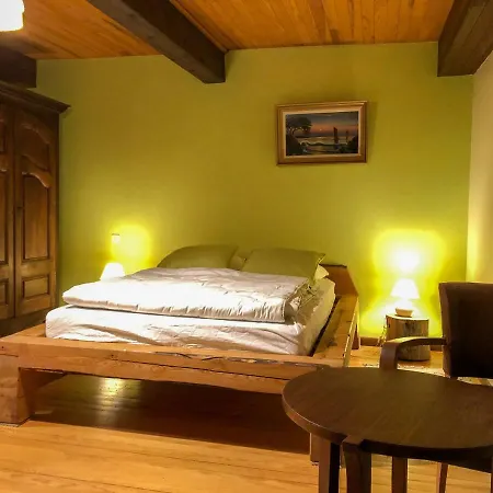 De Montagne Les Sureaux Holiday home